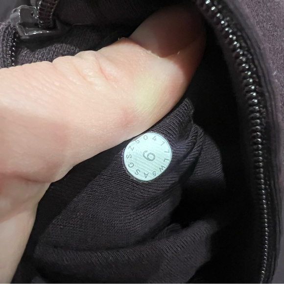 Lululemon Get Going Jogger Black Cherry - Picture 9 of 9